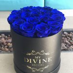 A gift for dad: Preserved Roses Round Box