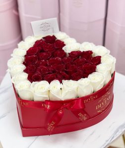 Heart Box With Fresh Roses - Image 8