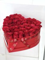 Heart Box With Fresh Roses - Image 10