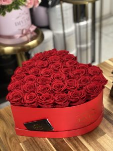 Preserved Roses Heart Box - Image 3