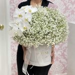 Falling For Gypsophila In White - Image 3
