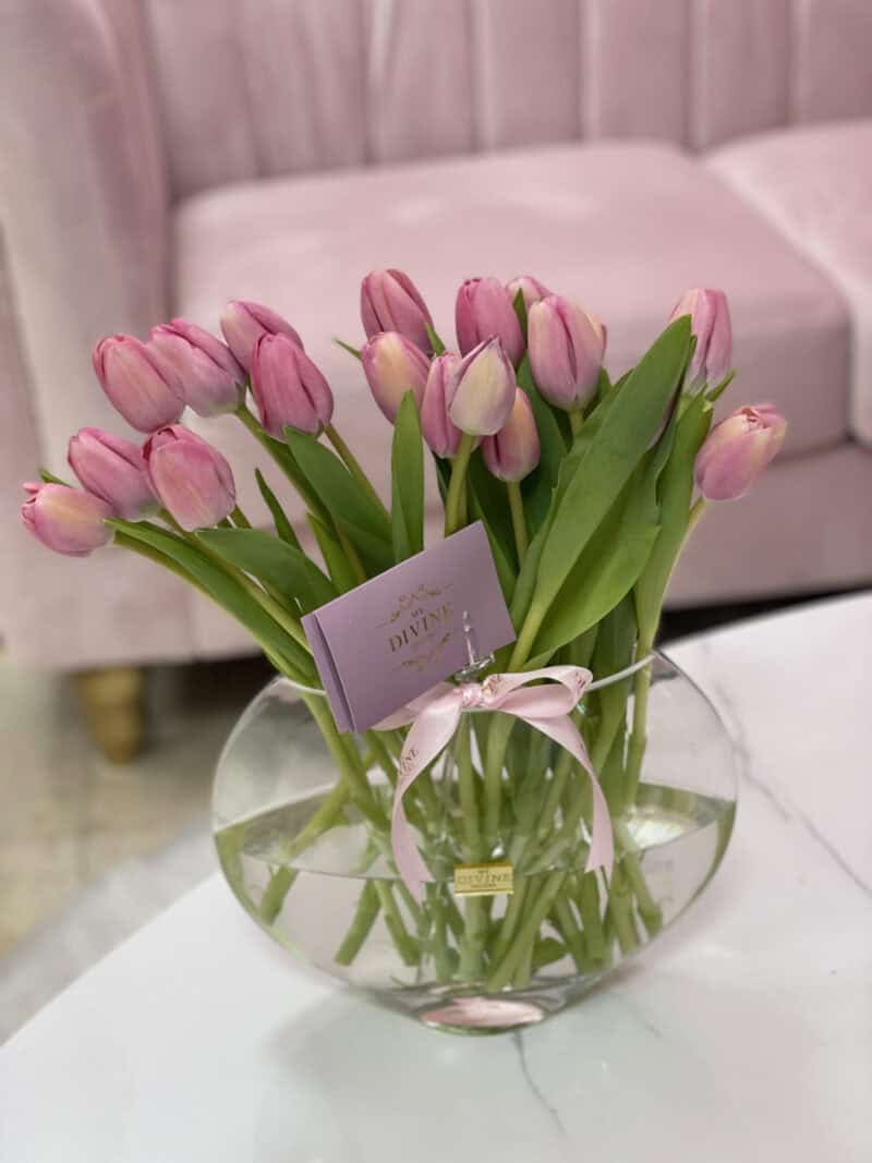 Fresh Tulips in Vase - Image 8