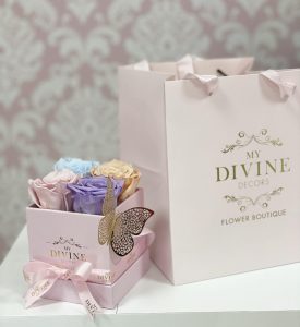 4" Box Preserved Roses Graduation - Image 6