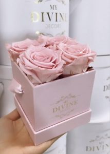 4" Box Preserved Roses Graduation - Image 3