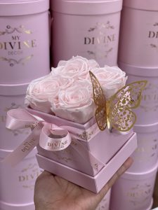 4" Box Preserved Roses Graduation - Image 5