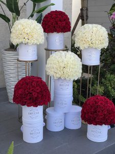 100 Fresh Roses Signature Round Box - Image 2