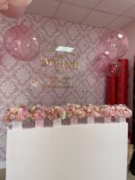 Divine Mini Caja 4" con Flores Frescas Mixtas - Image 5