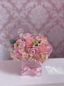 Divine Mini 4” Box Mixed Fresh Flowers - Image 2