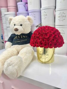 Preserved 50 Roses Round - Image 5