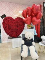 Corazón de Pie 300+ Rosas 2.5ft