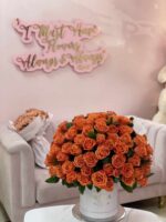 Caja Redonda Signature Cautivadora con 125 Rosas - Image 3