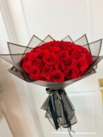 Ramo Buchon Rose Hand Bouquet, 12 to 150 Fresh Roses, Waterproof Paper Wrap