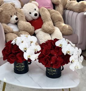 Eiffel Medium Signature Box - Image 2