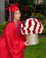 50 Rosas Frescas Graduación Caja Redonda