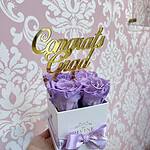 Caja de 4" Rosas Preservadas Graduación