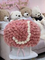 Caja Redonda con 300 Rosas Frescas