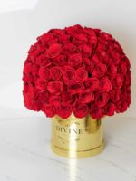 Round arrangement with 150 red roses