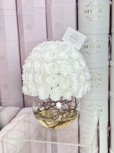 Round Preserved Roses in Bowl - Image 2