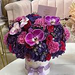 Caja Mediana Amante del Púrpura Flores Mixtas