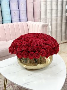 Le Luxe Fresh Roses