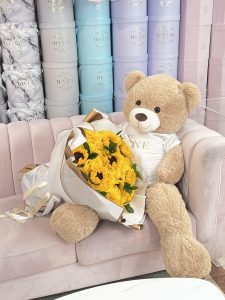 Roses & Sunflowers Hand Bouquet - Image 2