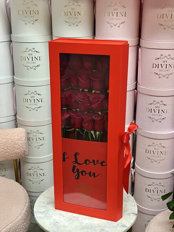 Display Box of 25 Roses - Image 4
