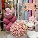 The Ultimate "150 Roses, Bear & Balloons" Bundle