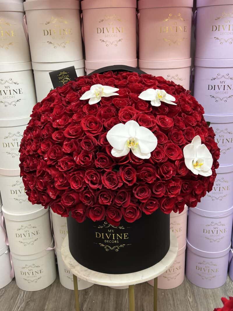 New roses & orchids Hat Box Grand Box