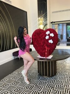 3D 500 Standing Heart 3ft - Image 6