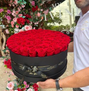 Nashalie XL Preserved Roses