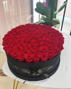 Nashalie XL Preserved Roses - Image 2