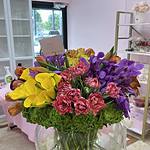 Fresh Cut Flowers In Clear Large Glass Bowl Vase