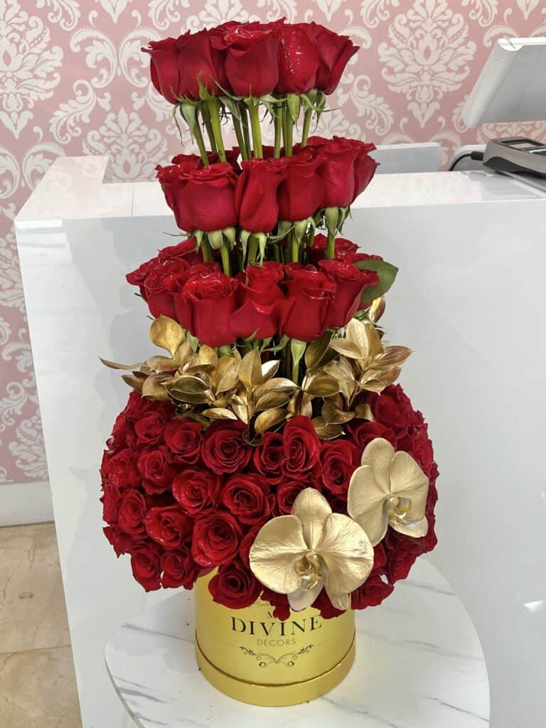 Roxana Mykonos standing roses