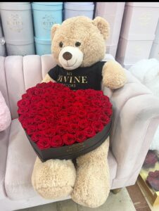 Big Preserved Roses Heart Box - Image 2