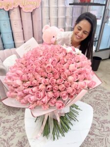 300 Roses Hand Bouquet - Image 2