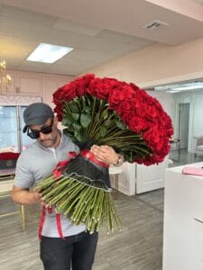 360 Roses Hand Bouquet Long Stem - Image 2