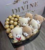 Caja de Corazón Firma con Mini Ositos de Peluche y Chocolates Ferrero Rocher