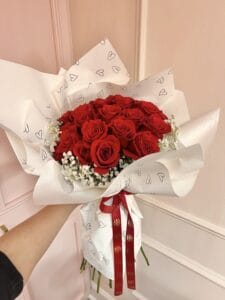 Lauren Roses & Baby’s Breath Bouquet - Image 4