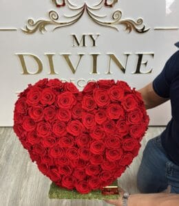 20” Standing Heart in Preserved Roses