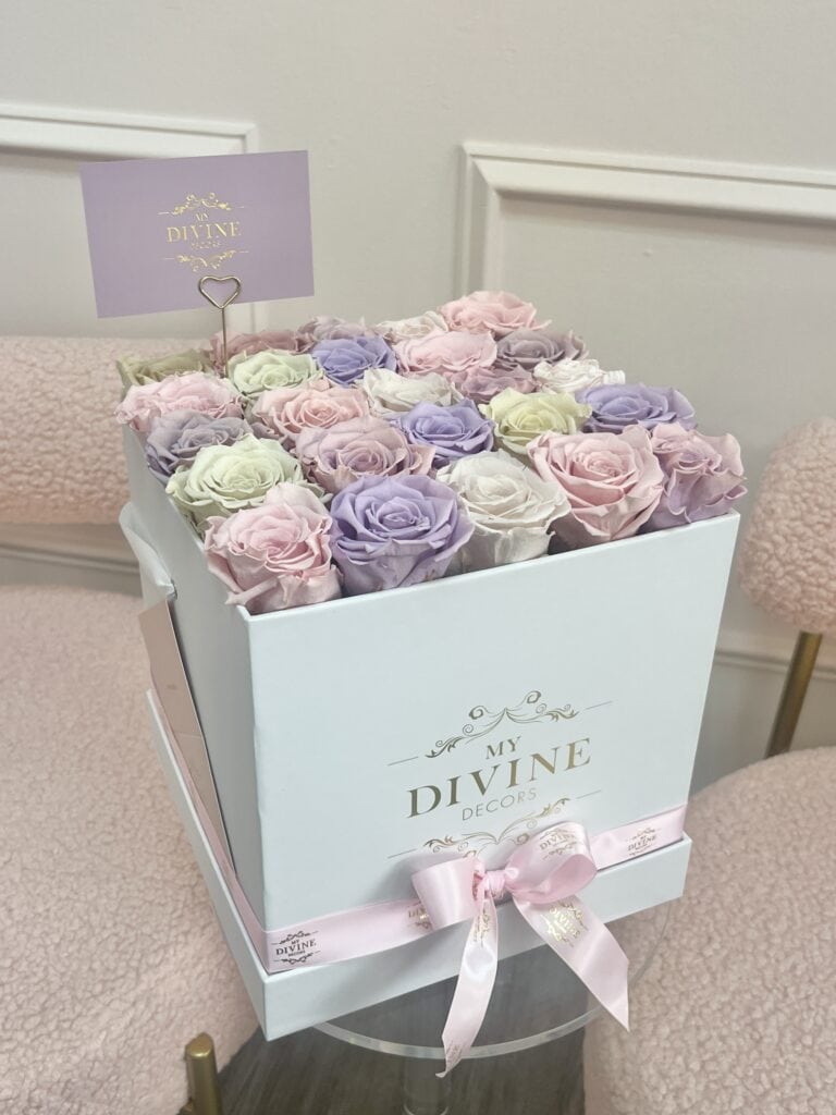 Large Squared Box Preserved Roses