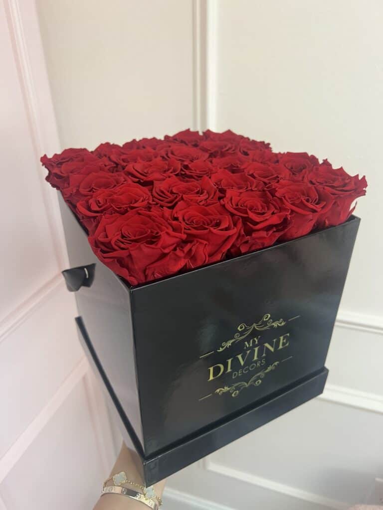 Large Squared Box Preserved Roses - Image 3