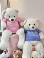 Gran Osito de Peluche Signature de 47″ - Imagen 4