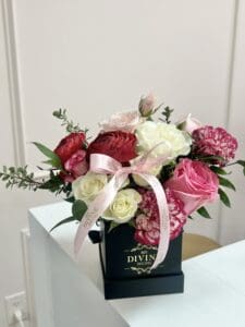 Divine Mini Box Garden Fresh Flowers - Image 4