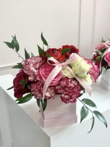 Divine Mini Box Garden Fresh Flowers - Image 3
