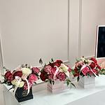 Caja Mini Divine con Flores Frescas de Jardín