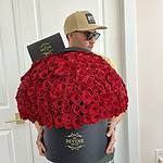 Caja Grande con 150 Rosas