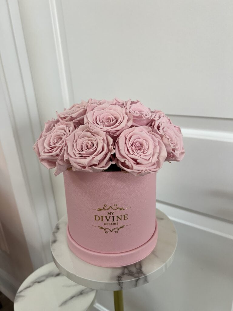 Medium Size Round 16 Preserved Roses - Image 6