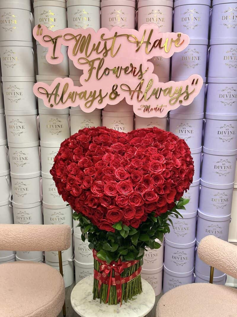 Standing Heart Roses Bouquet - Image 2