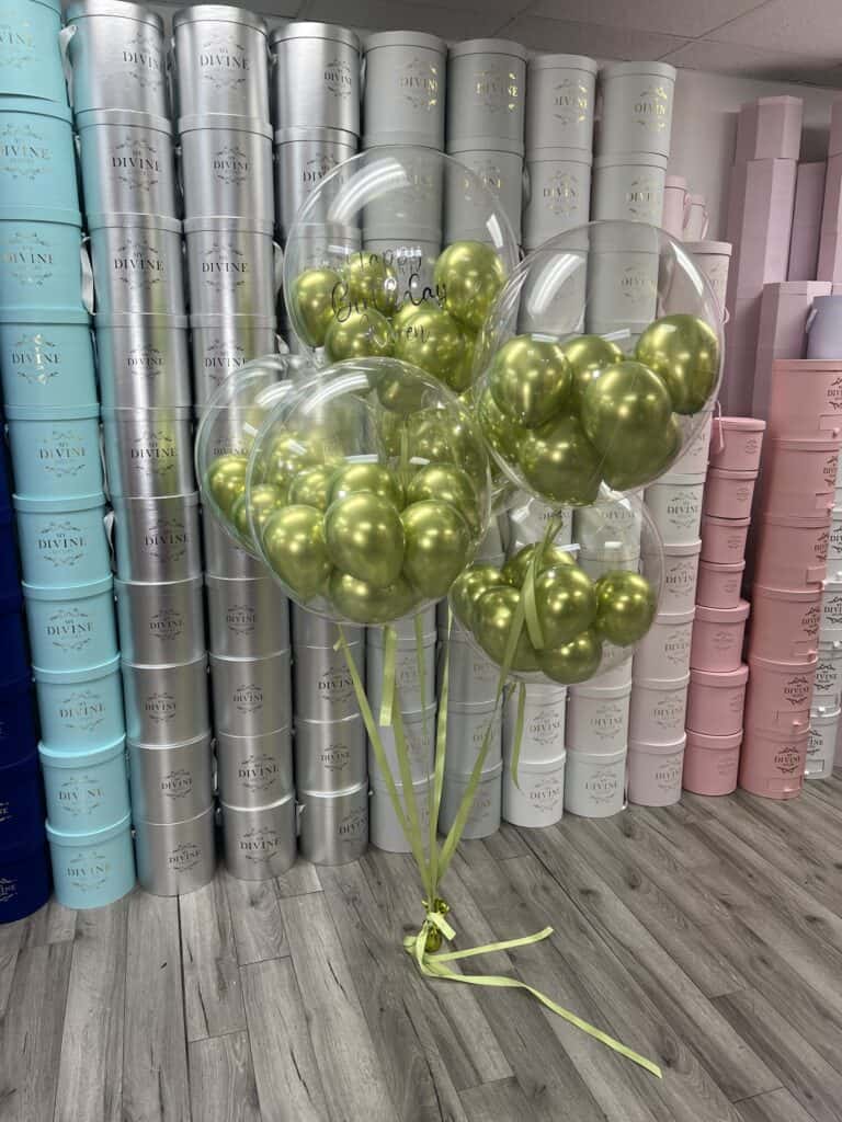 Luxury Bouquet of Personalized Balloons - Image 3