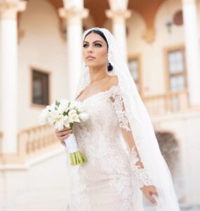 Tulips Wedding bouquet - Image 2